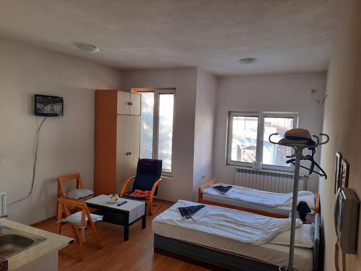 Guest House Gina Ohrid Buitenkant foto