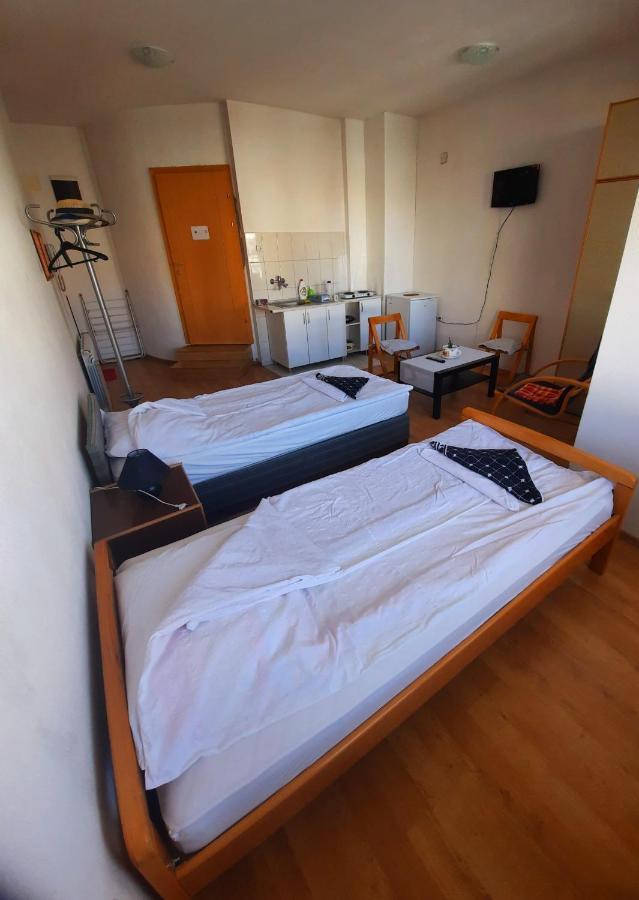 Guest House Gina Ohrid Buitenkant foto